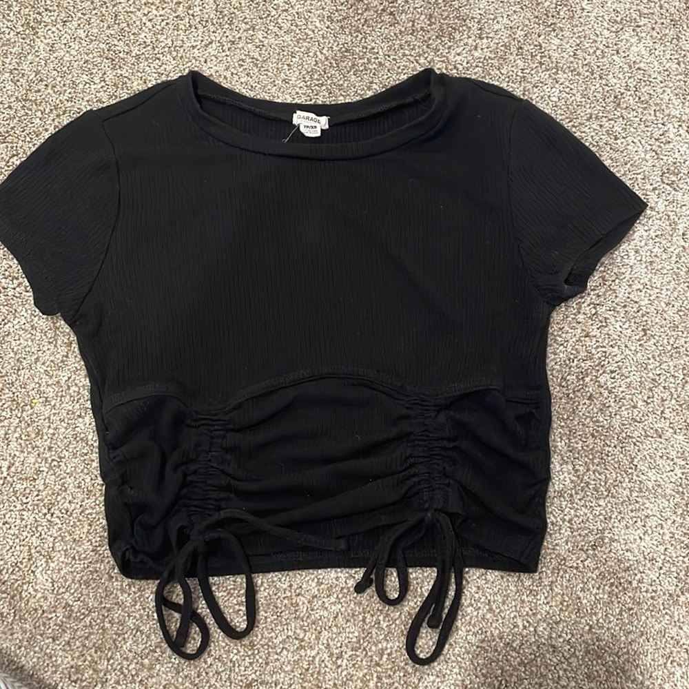 Garage black crop top